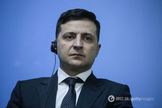 'Никогда не забудем!' Зеленский прибыл на Закарпатье и почтил память героев Второй мировой: фото