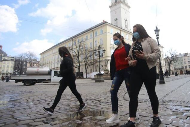На Львівщині знову продовжили карантин: хворих занадто багато