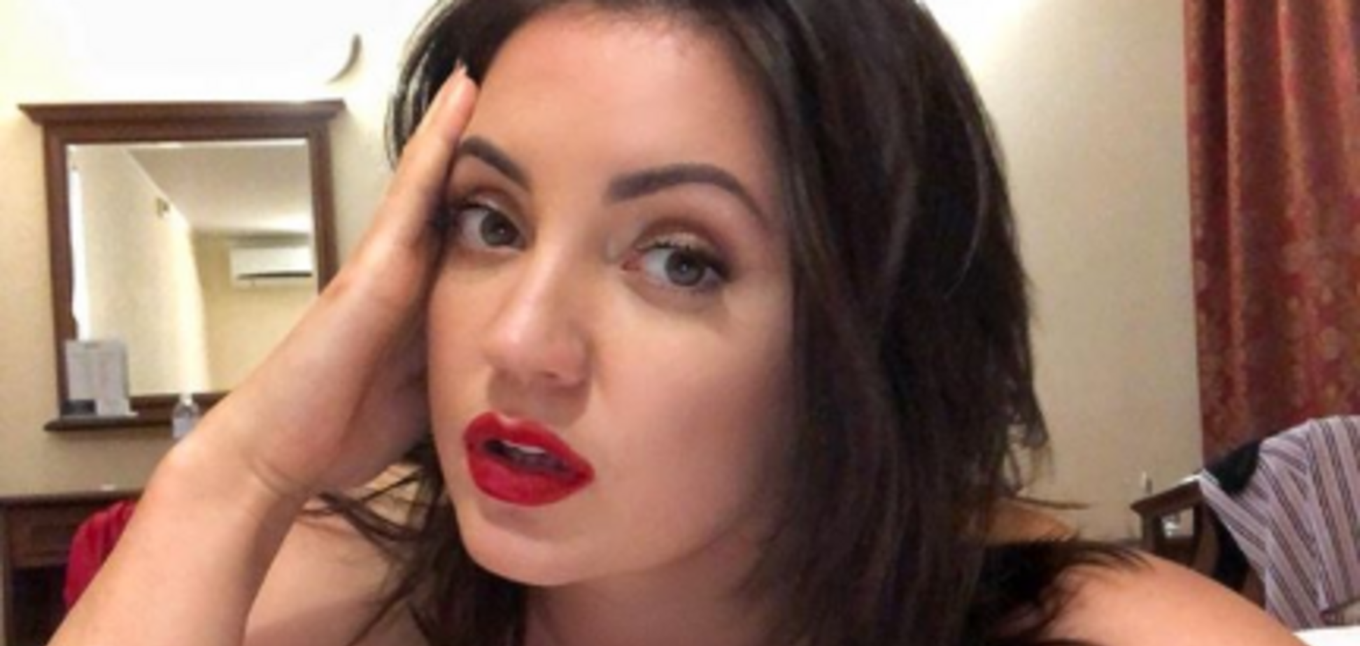 Ольга Цибульська знялася без трусів у відвертій сукні: гаряче відео