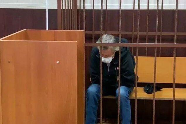 Михаил Ефремов пытался покончить с собой после ДТП и домашнего ареста