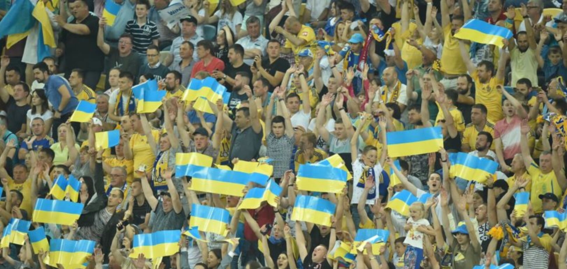 Українські вболівальники незабаром можуть повернутися на трибуни