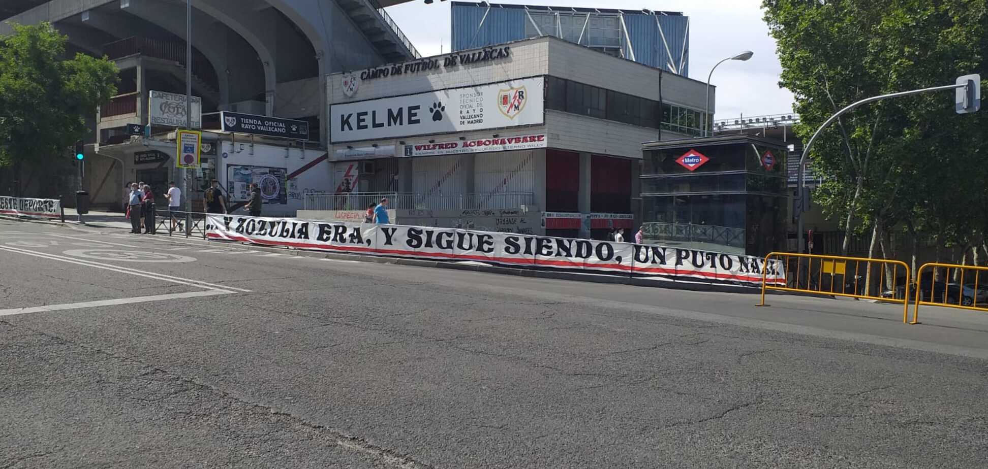 Фаны 'Райо' вывесили баннер 'Зозуля был и остается е*аным нацистом'