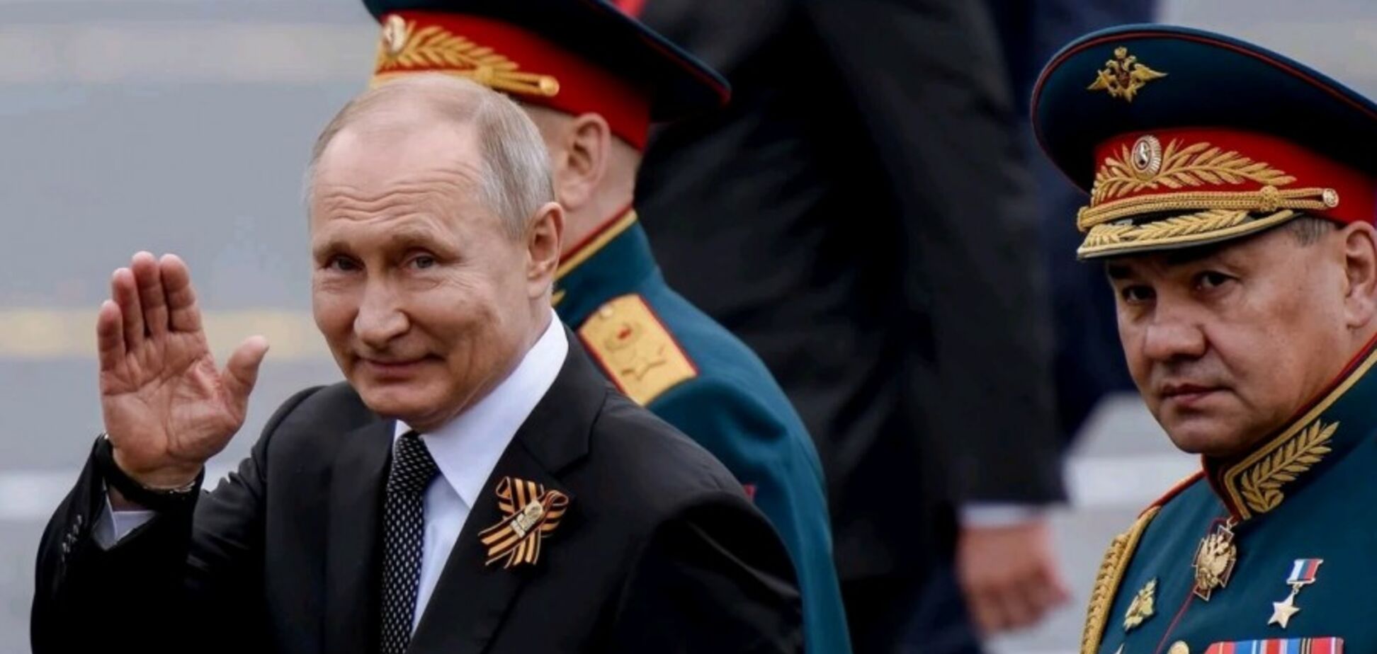 Пока Путин готовится к параду, Россия вымирает от COVID-19
