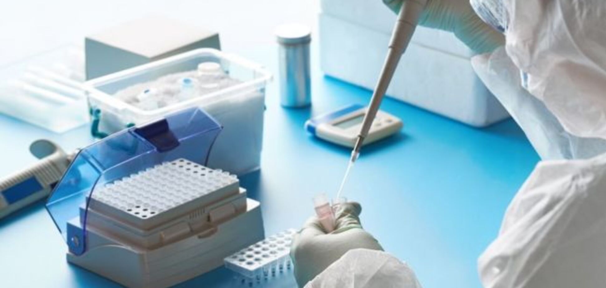 Україна зайнялася розробкою мультитестів на COVID-19 до сезону грипу