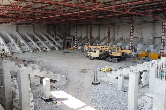 У Кам'янському заморозили будівництво Палацу спорту: в чому причина