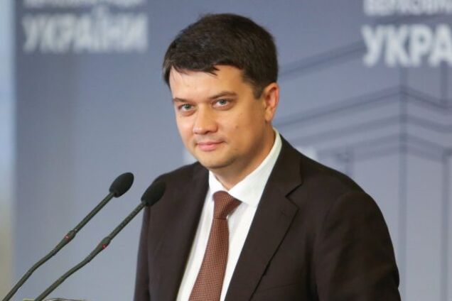 Разумков рассказал, вынесут ли на референдум вопрос об "особом статусе" Донбасса