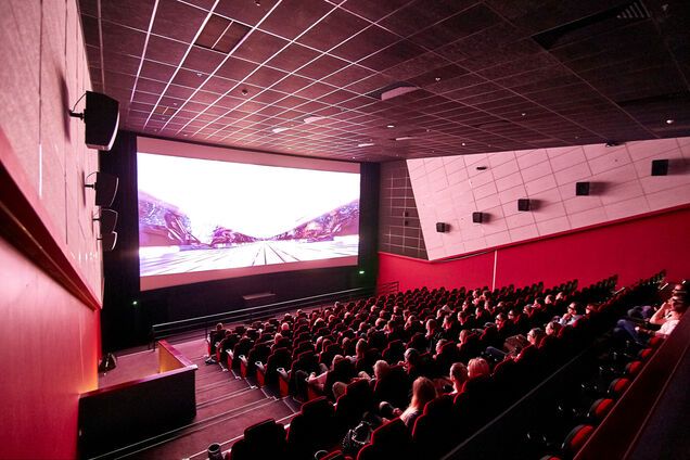 Когда откроют кинотеатры в Украине: министр назвал дату