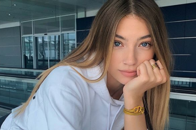 Бывшая девушка ДиКаприо показала фигуру в белье