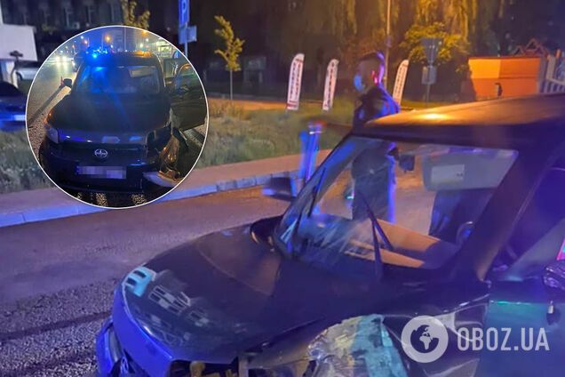 У Львові водій без прав тікав від поліції і збив світлофор: у салоні була маленька дитина. Фото