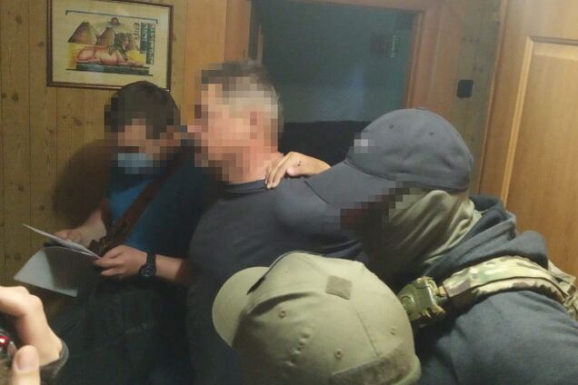 На Донбасі впіймали ексміліціонера, який шпигував для "ЛНР"