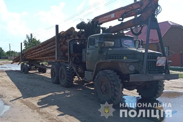 На Ривненщине ребенка убило колесом грузовика: детали ЧП