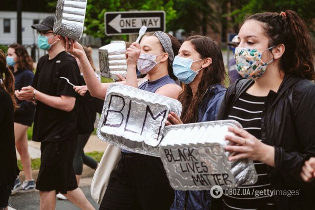 Ексхокеїст розповів про 'важку ситуацію' в США через протести