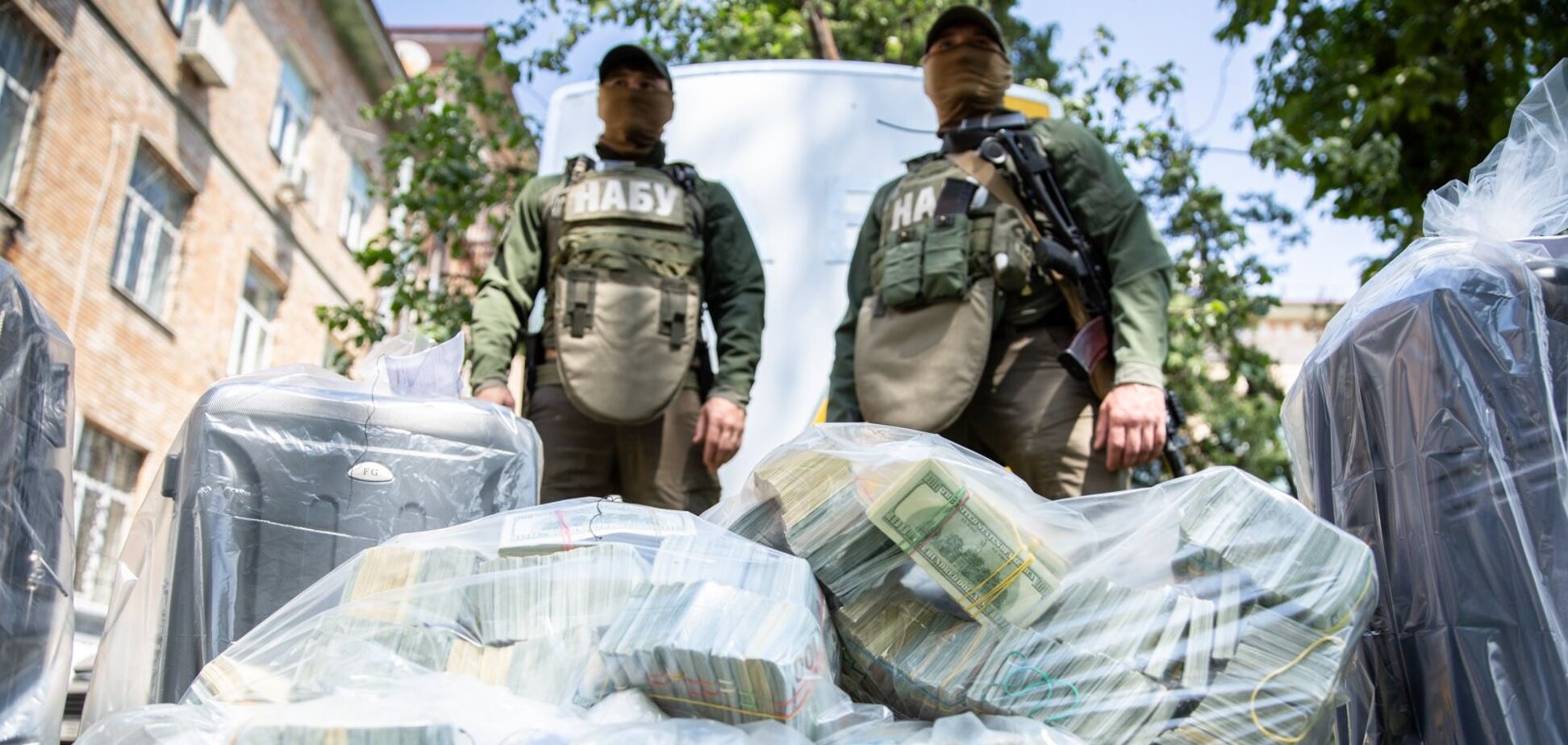 хабар керівництву НАБУ і САП