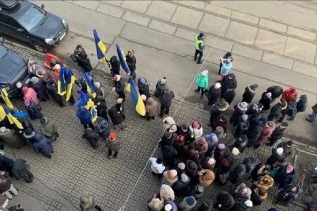 Українські політики все частіше використовують 'екологічних активістів за викликом', – політолог