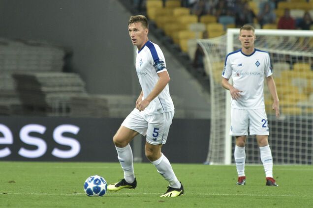 Сергей Сидорчук с мячом