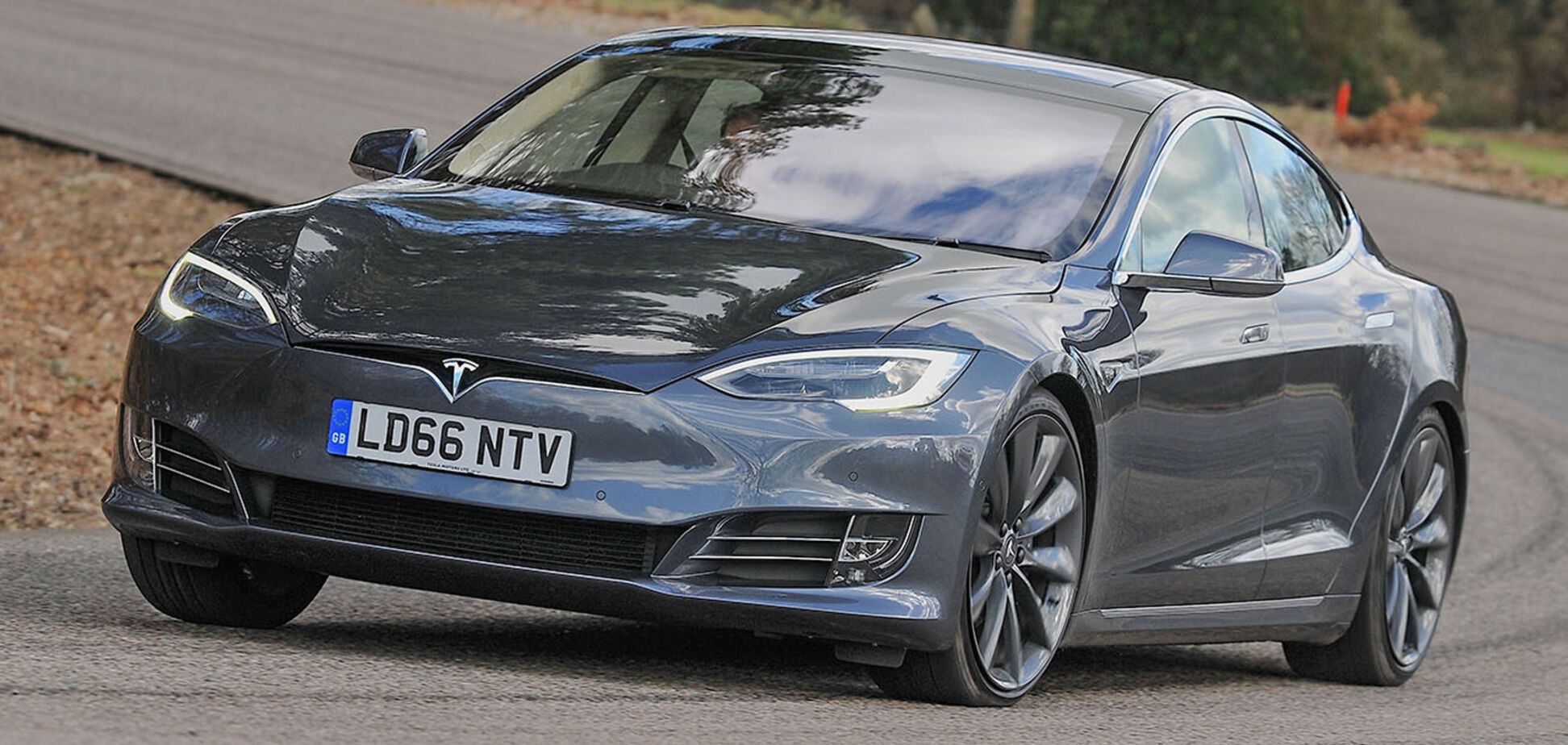 Официально: запас хода Tesla Model S составил почти 650 км