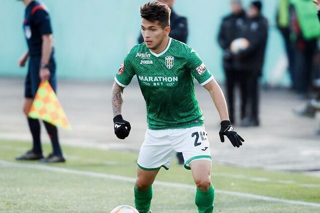 Владислав Дубінчак в матчі за 'Карпати'