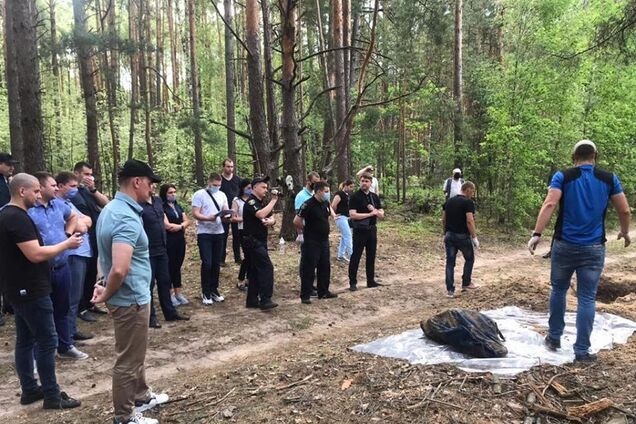 Під Києвом у лісі знайшли тіла зниклих безвісти чоловіка та жінки