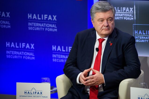 Международный форум по безопасности призвал Зеленского немедленно прекратить преследование Порошенко
