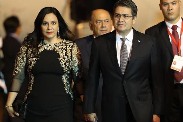 Хуан Орландо Эрнандес и его жена Анна Гарсия