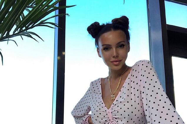 Оксана Самойлова показала фигуру в бикини после четвертых родов. Фото