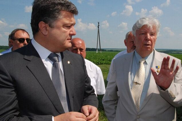 Петро Порошенко переніс похорон батька через суд