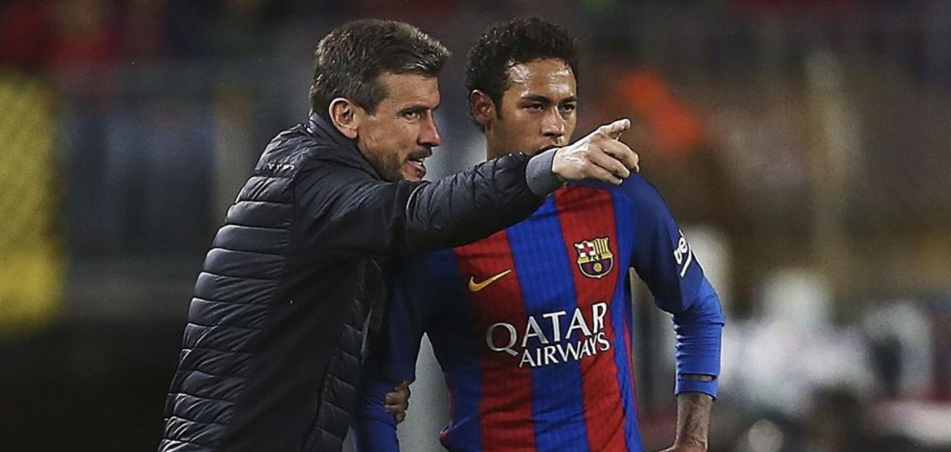 Хуан Карлос Унсуе робить підказку Неймара