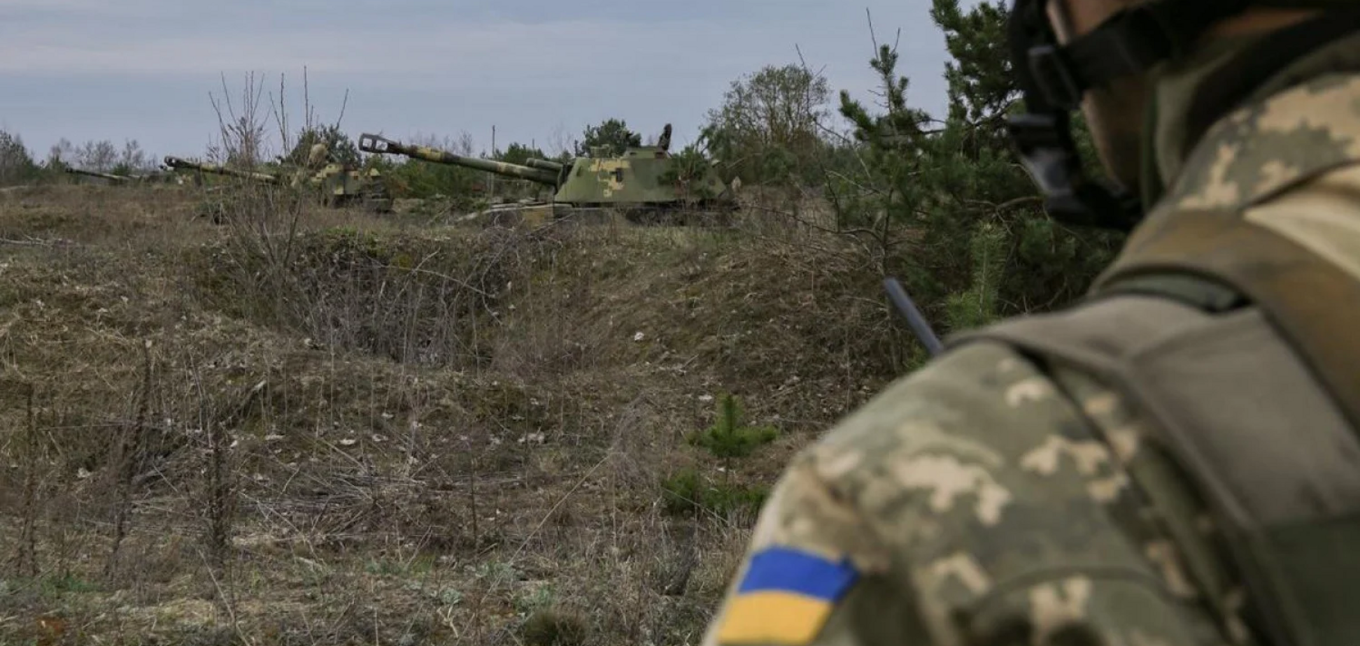 Двох воїнів ЗСУ поранено розривом міни