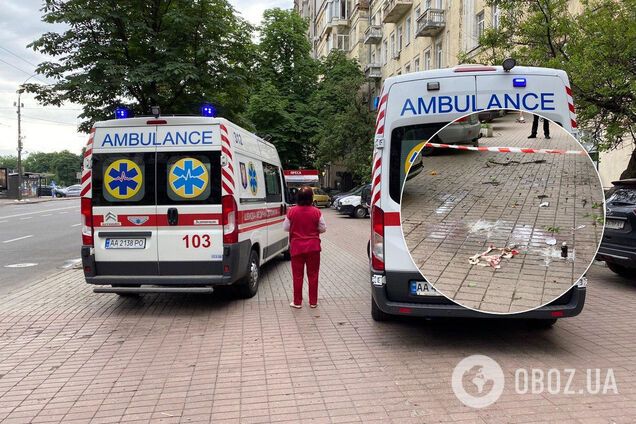 Женщина с ребенком выпали из окна 4-го этажа