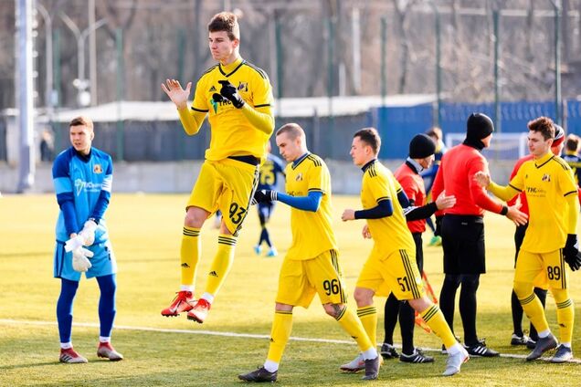 'Ростов' сыграет с 'Сочи' молодежным составом