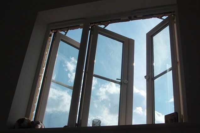 В Одессе из окна выпала мать двоих детей