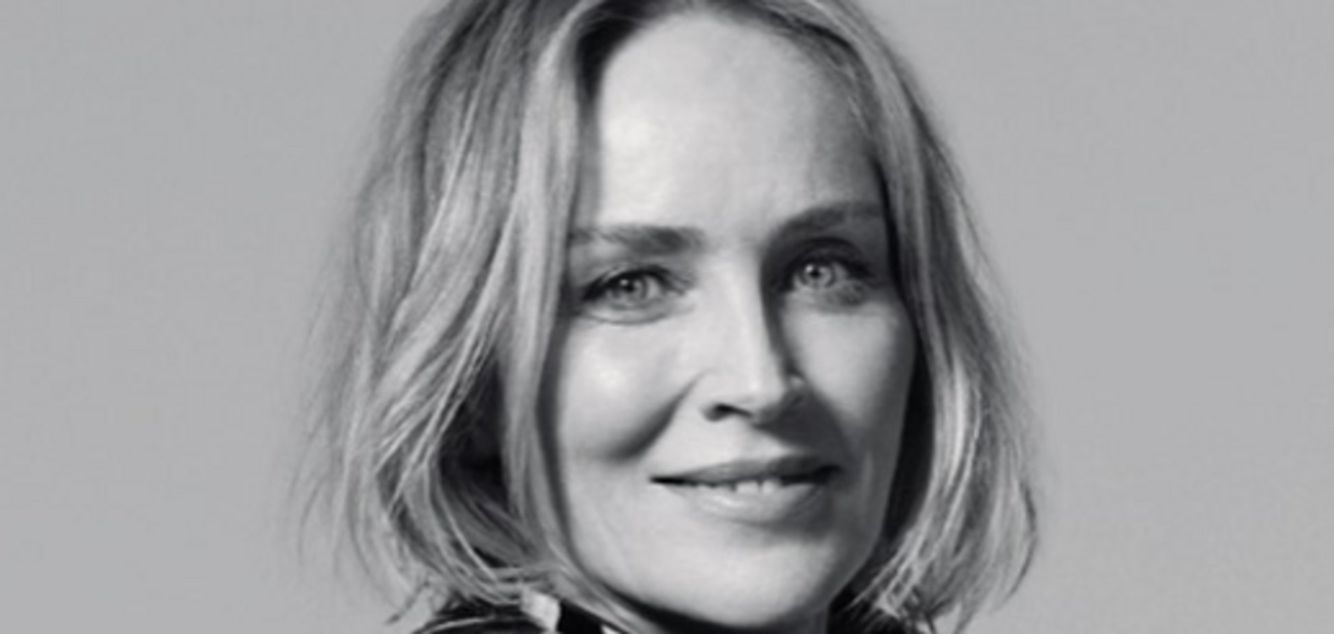 Шэрон Стоун показала, как выглядела в детстве: фанаты не верят, что это она