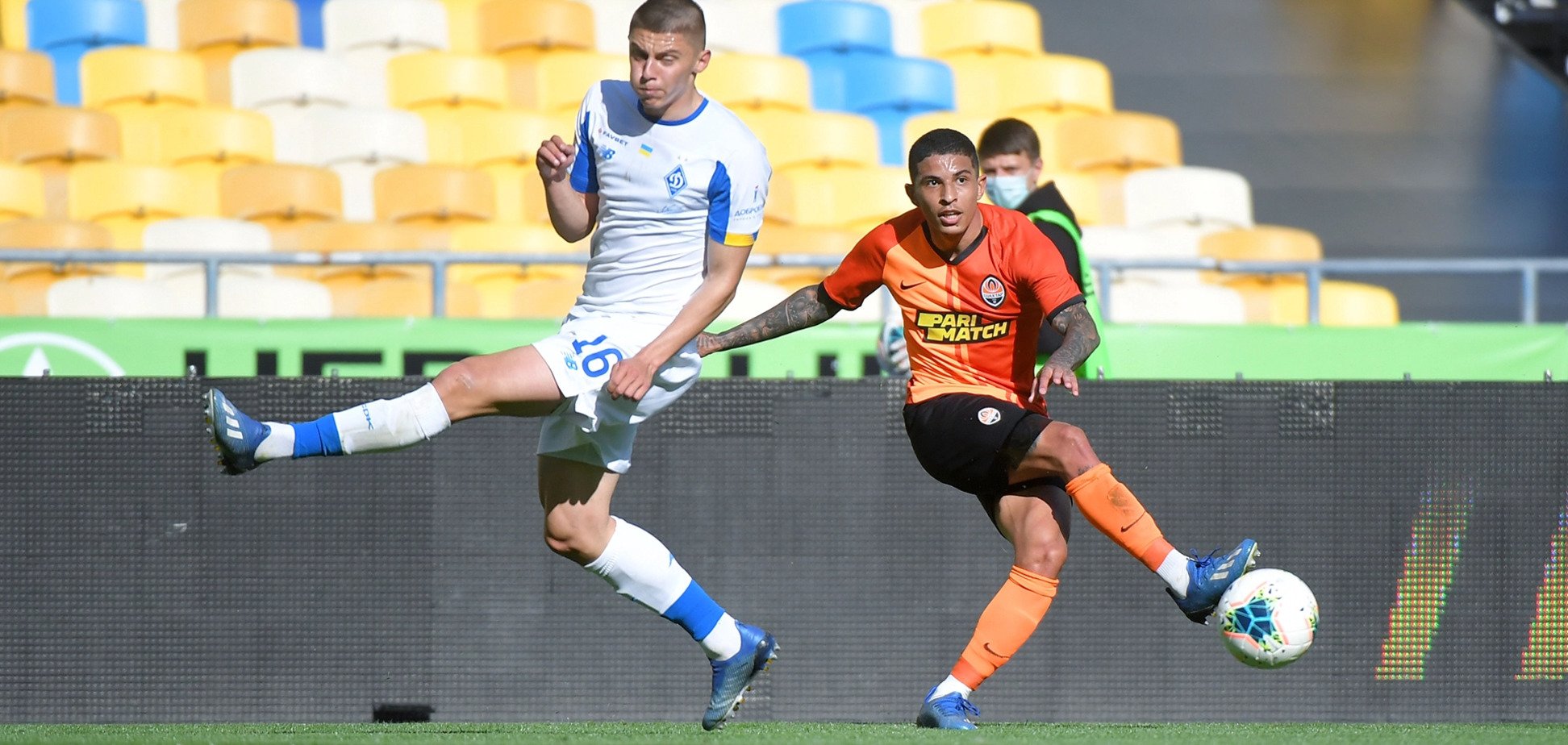 Динамо - Шахтер