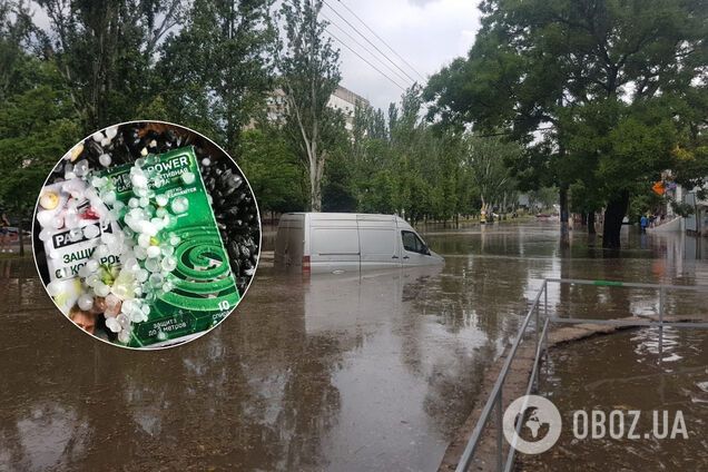 В Николаеве затопило улицы, а на Одесщине выпал град