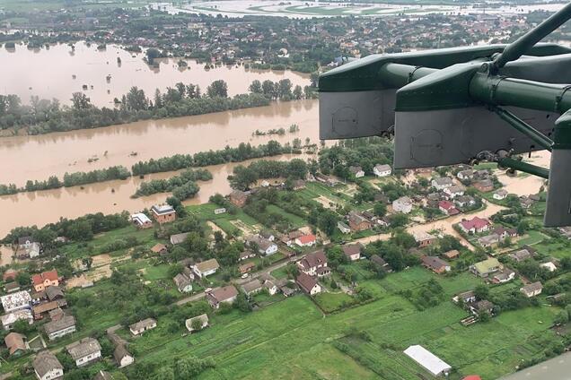 Последствия наводнения в Украине