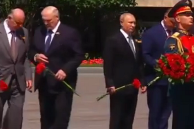 Лукашенко на параде не стал рядом с Путиным, тот 'отомстил' сыну. Видео