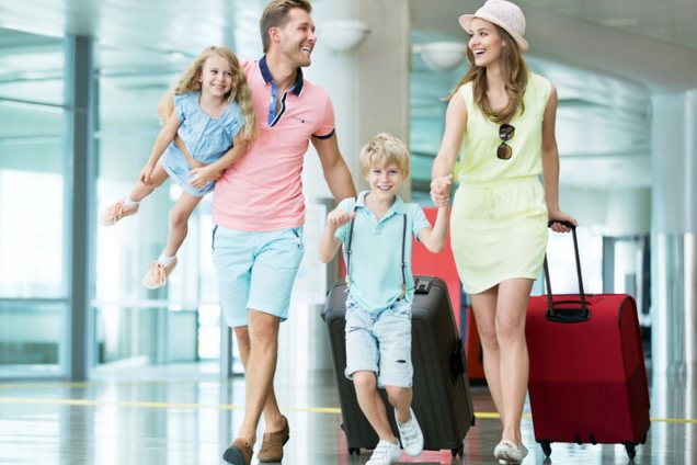 Как защитить себя от коронавируса во время авиаперелета: раскрыты способы