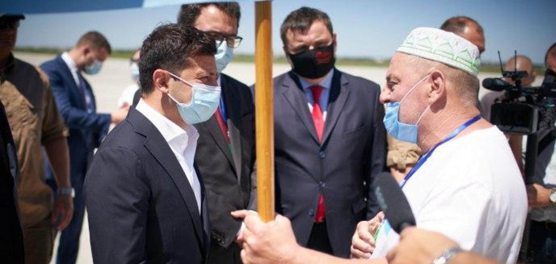 Володимир Зеленський пообіцяв підняти кримськотатарський прапор у Криму