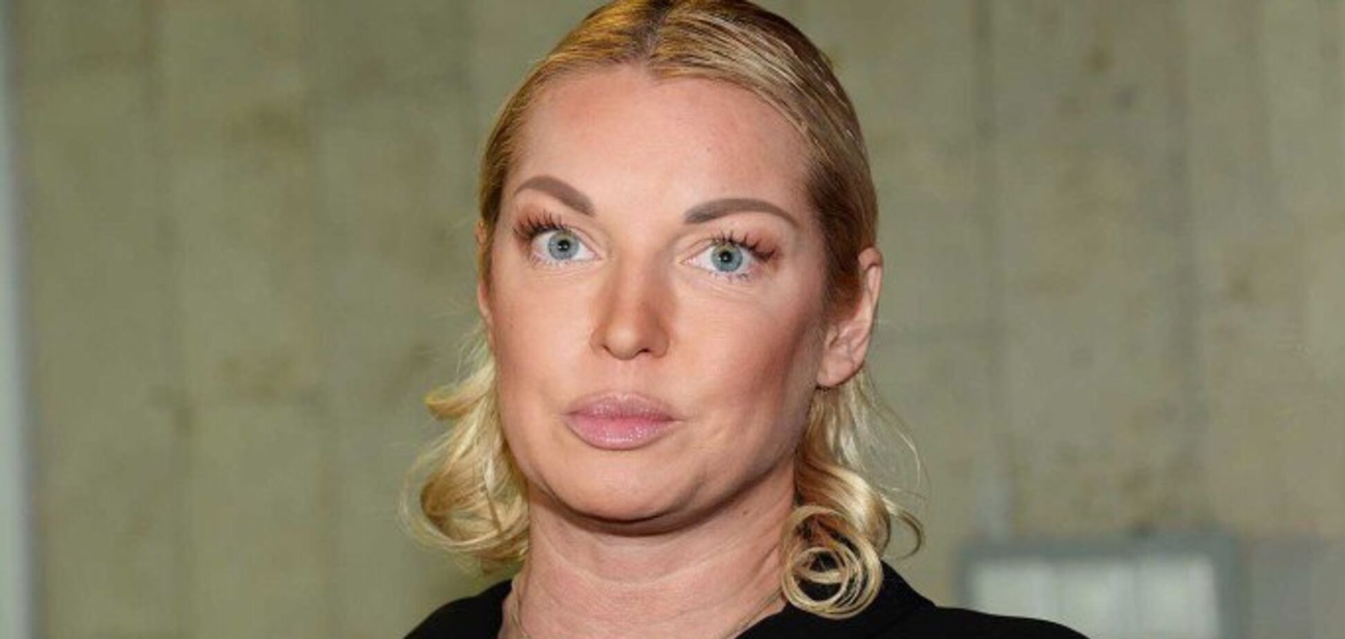 Экс-возлюбленный Волочковой подал на балерину в суд: требует 130 млн