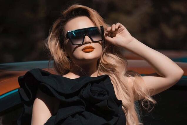 Популярная в РФ певица попала в жуткое ДТП: девушка впала в кому