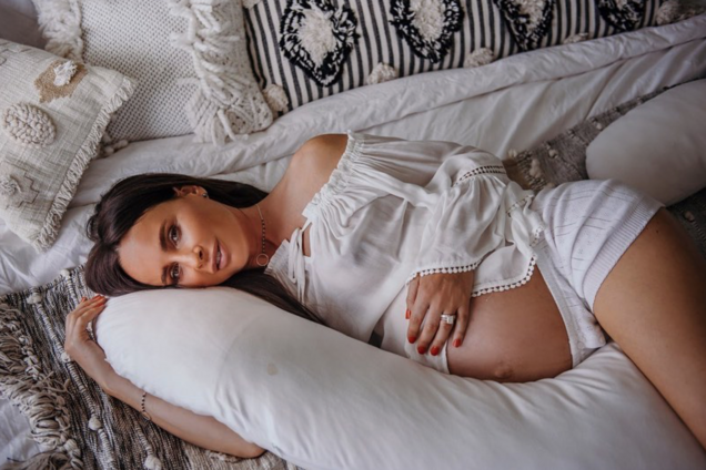 Саша Зверева родила (фото – Инстаграм певицы)