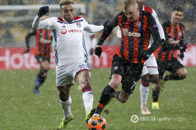 Виктор Коваленко в матче Лиги чемпионов против 'Лиона'