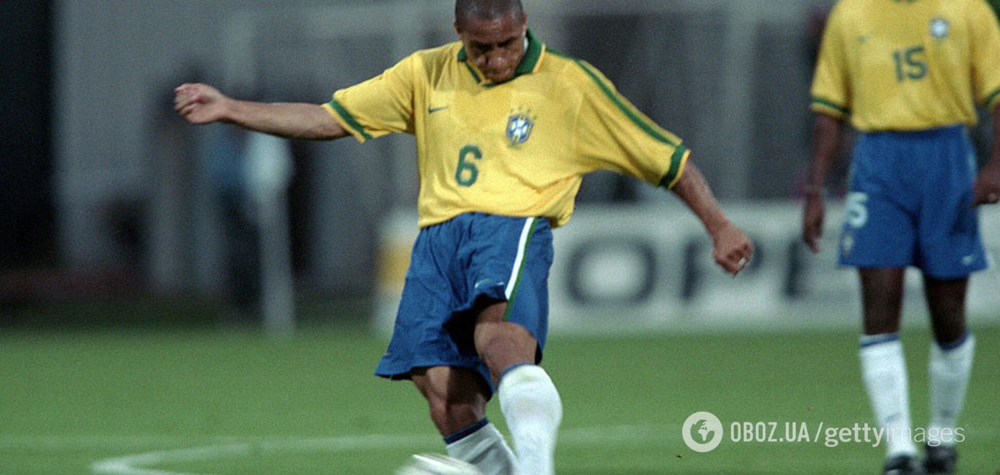 Самый знаменитый гол Роберто Карлоса, нарушающий законы физики - опубликовано видео