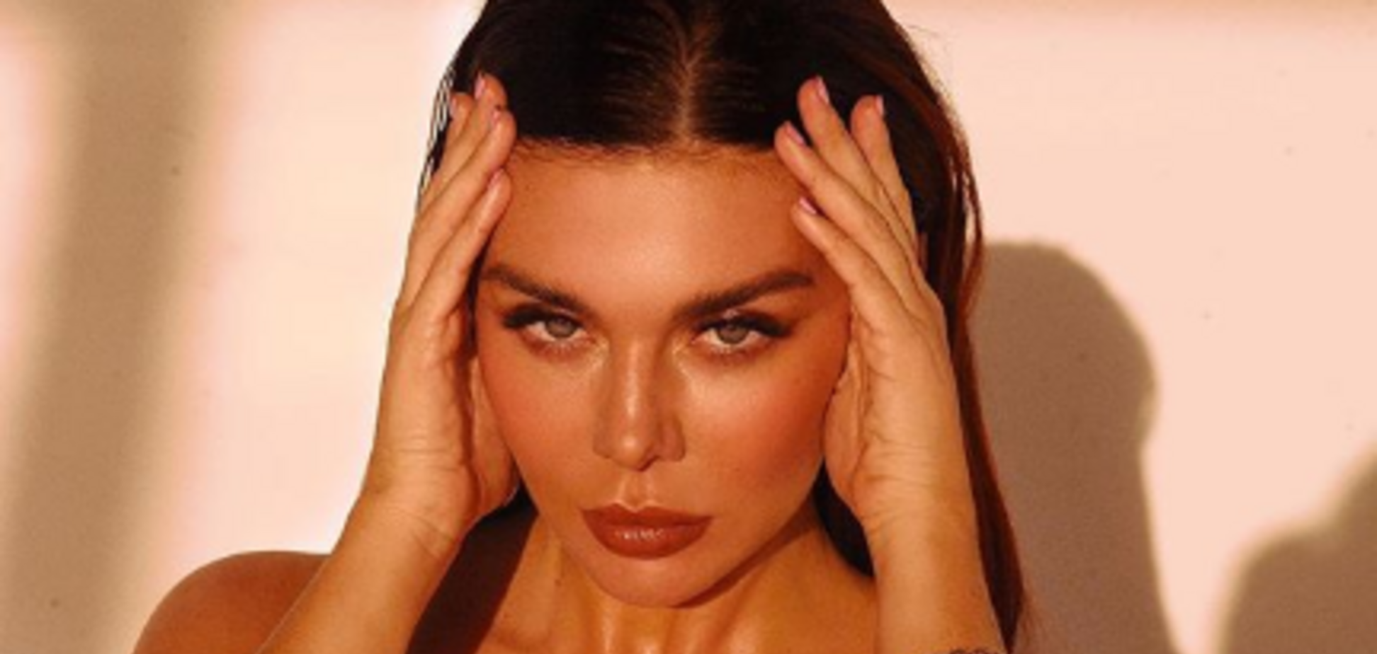 'Захожу, а на нем трется женщина': Седокова откровенно рассказала об изменах мужа