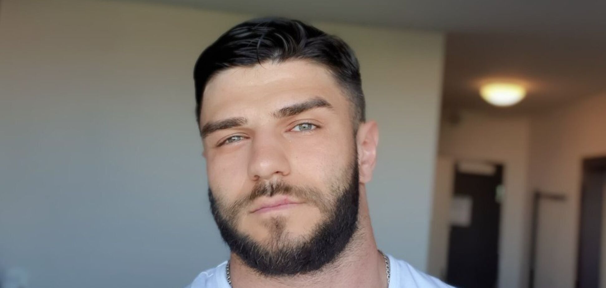 'Зарезаный' лидер 'Мужского государства' оказался жив: зачем распространили фейк