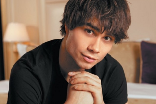 Победитель 'Евровидения' Рыбак признался в многолетней зависимости