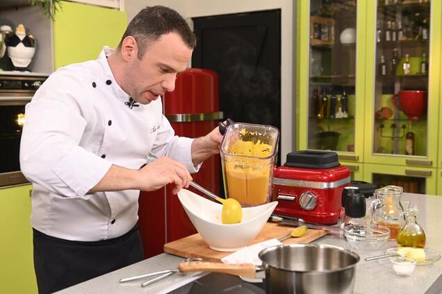 Шеф-повар раскрыл секретный ингредиент, превращающий суп из тыквы в шедевр