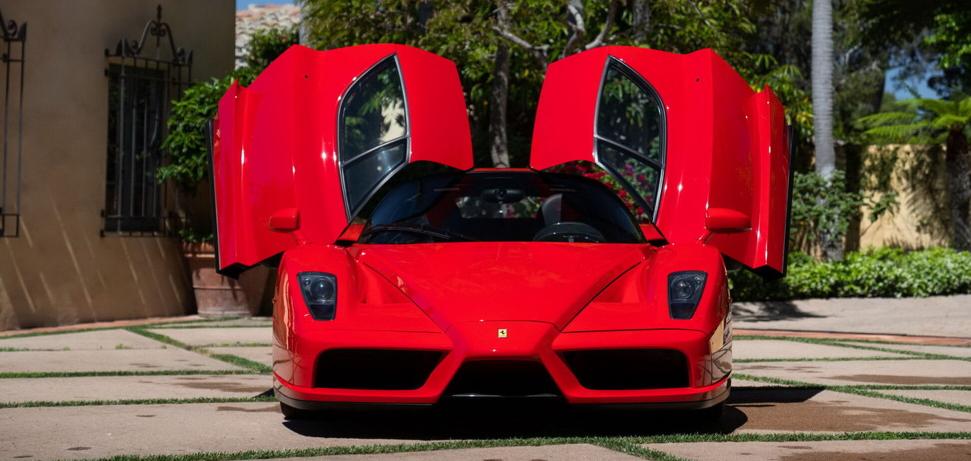 Ferrari Enzo установил рекорд онлайн-аукциона