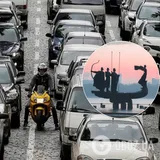 Киев перед выходными остановился в масштабных пробках. Иллюстрация