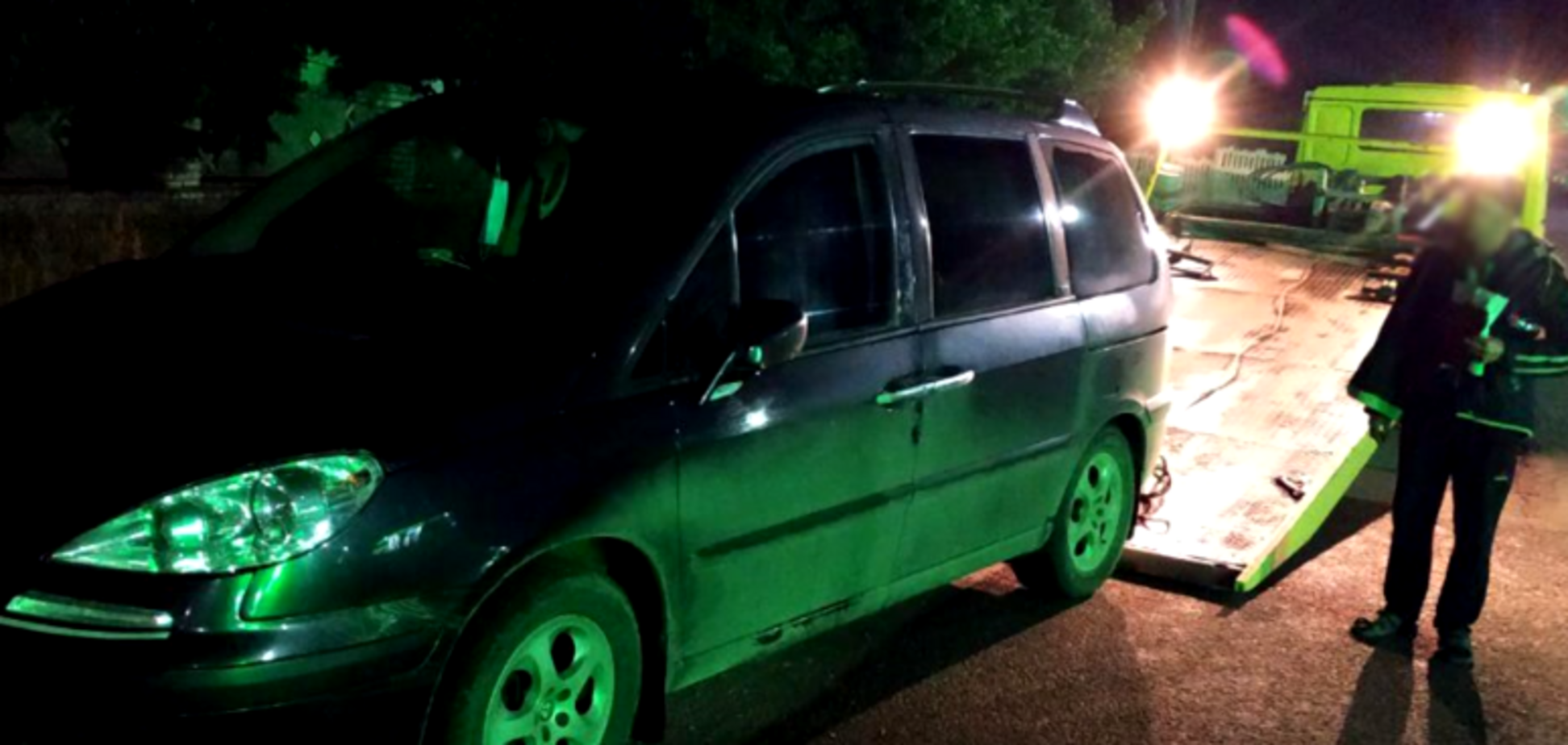 Украинские патрульные поймали водителя с превышением алкоголя в 25 раз. Видео